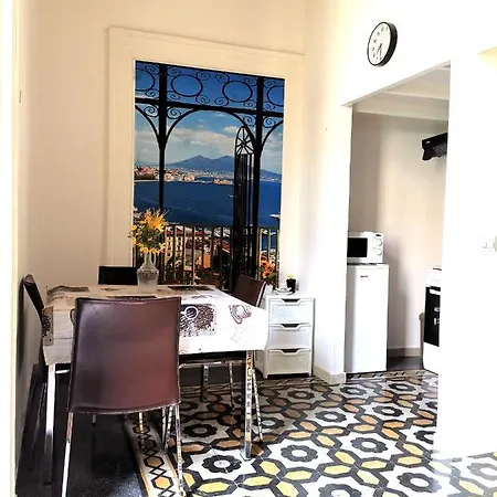 Cuccumella * Naples